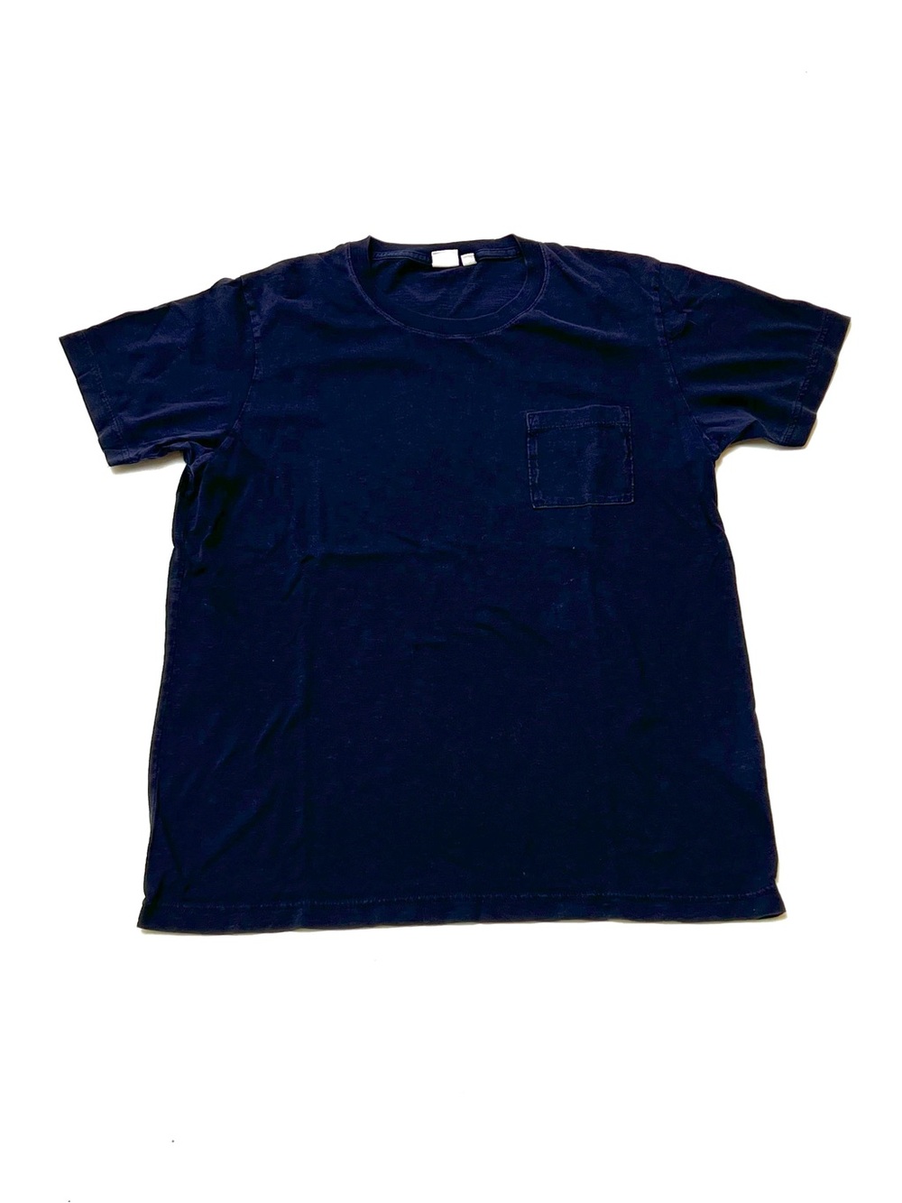Uniqlo Navy Pocket T-Shirt Size Medium